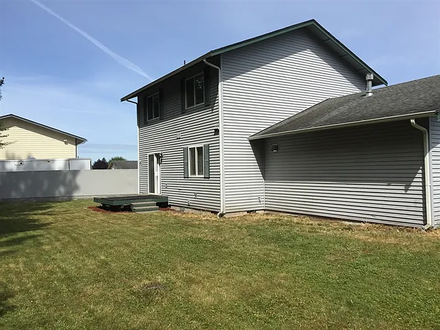 280 S Elsa St — Photo 16