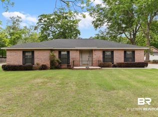 118 Woodmere Dr, Brewton, AL 36426