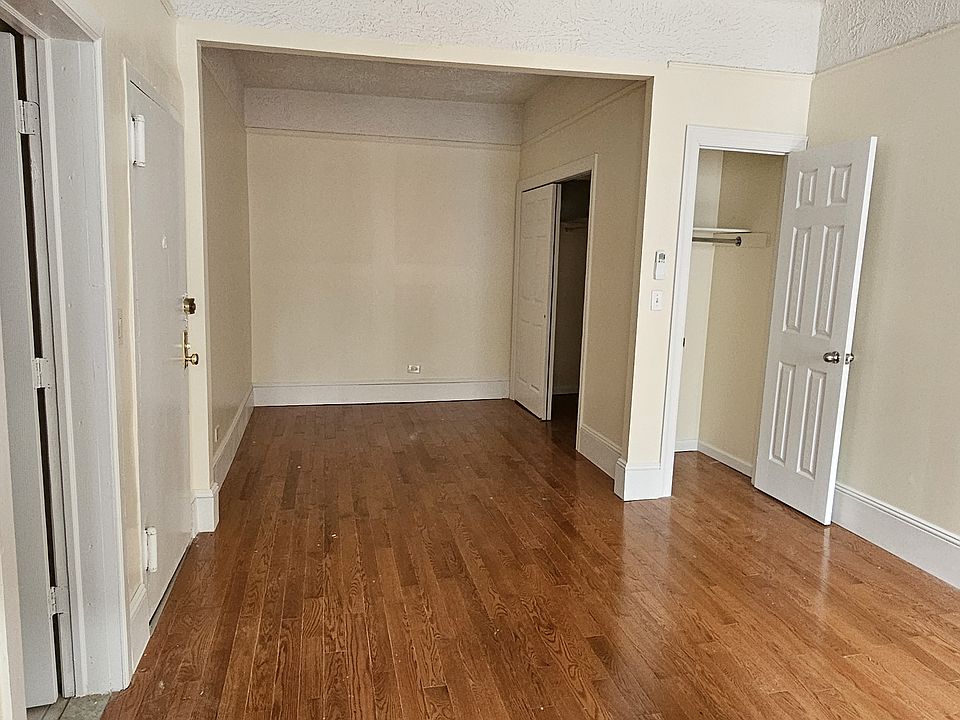 2nd image of 1781 Lexington Ave #2