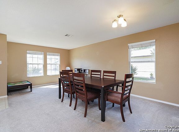 4th image of 4035 Wisteria Way