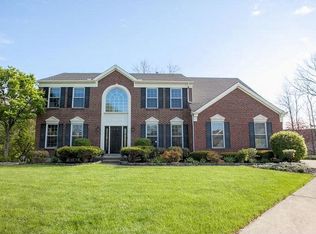 7748 Yellowwood Dr, Mason, OH 45040