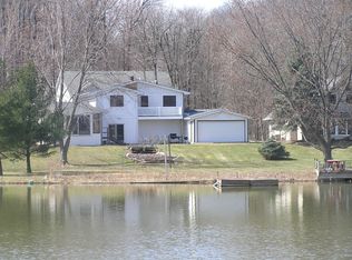 449 Roxbury Rd, Valparaiso, IN 46385