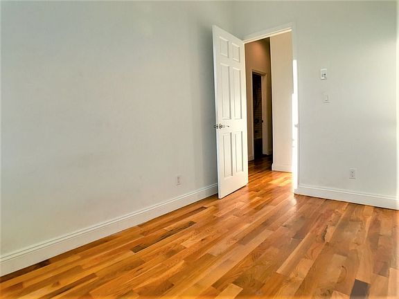 2nd image of 295 Wyckoff Ave #2LL