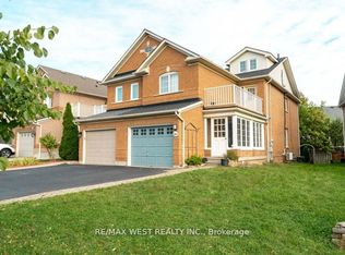 3143 Clayhill Rd, Mississauga, ON L5B4J3
