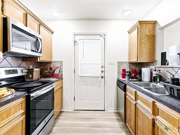 5th image of 3006 Dannen Ct