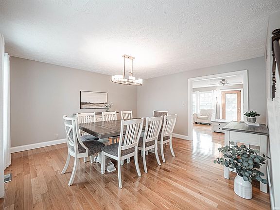5th image of 7513 E Blackford Ave