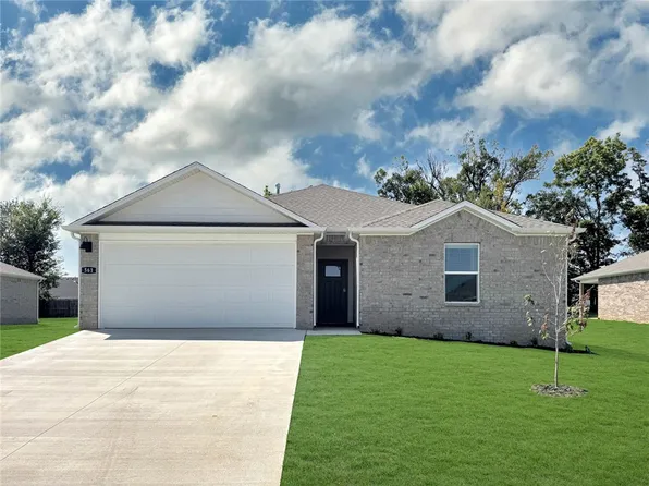 205 Ruggles St, Pea Ridge, AR 72751