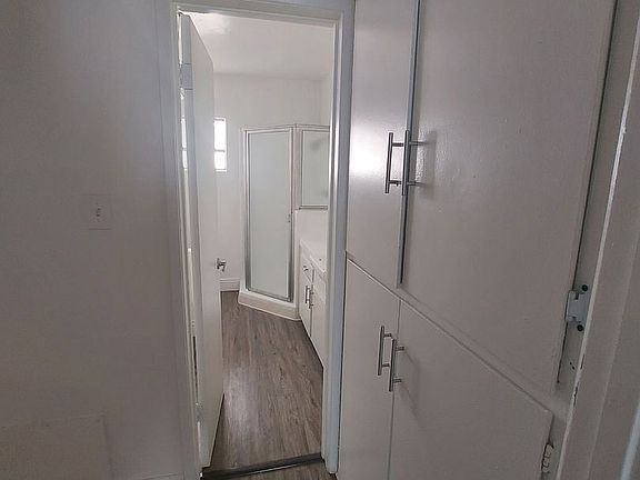 5th image of 1940 Pine Ave #2