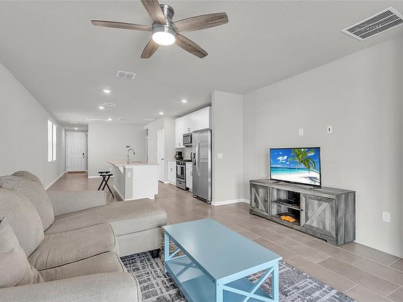 5th image of 3916 BRANT PLACE