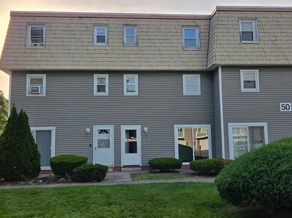 50 Meetinghouse Village #2, Meriden, CT 06450