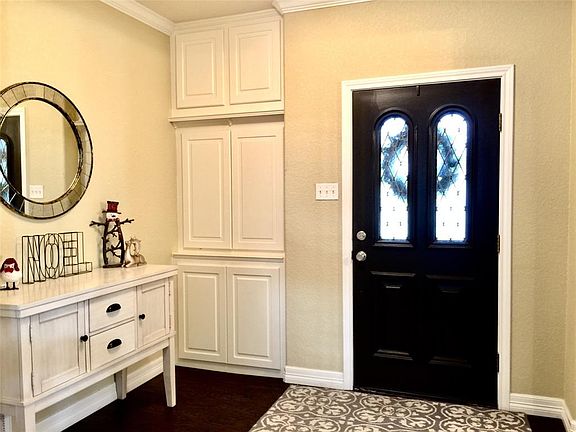 4th image of 211 Huckleberry Dr