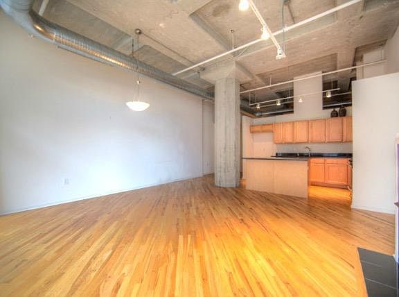 2nd image of 2107 Grand Ave Unit 303