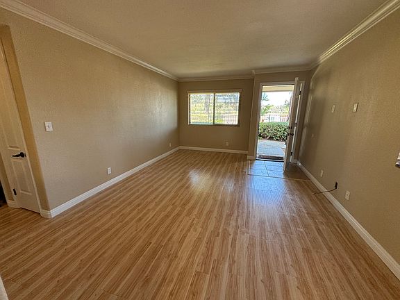 2nd image of 1451 North Broadway