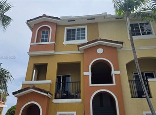 Highland Park Village, Hallandale Beach, FL 33009