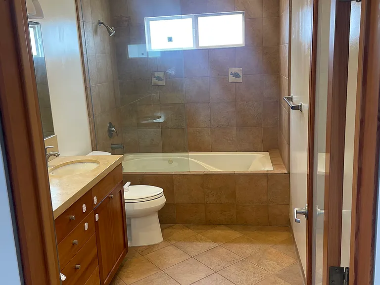 427 Grand Blvd — Photo 33