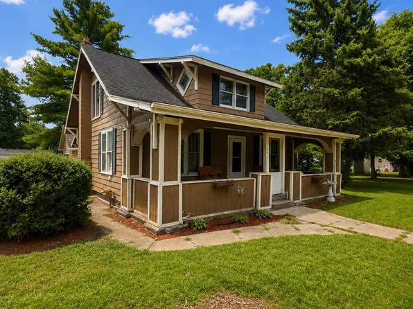 701 S Main St, Olivet, MI 49076
