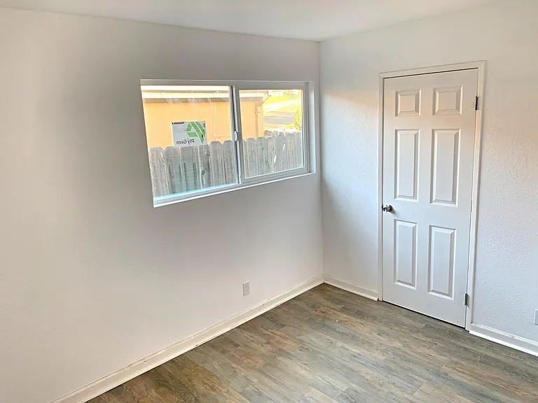 641 Adobe Cir — Photo 21
