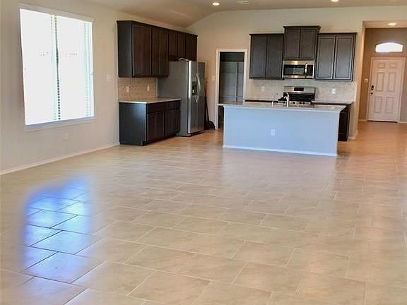 4th image of 4906 Marina Shores Ct
