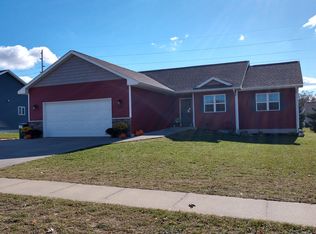 386 Adams Ave E, Fall Creek, WI 54742