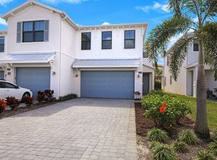 13006 Pembroke Dr, Naples, FL 34105