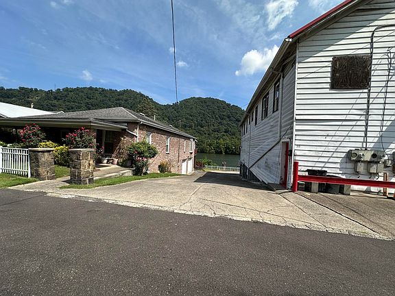 5th image of 38 & 40 4th Ave