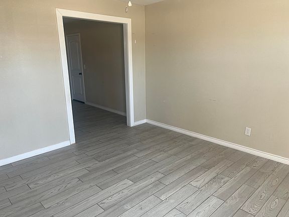 5th image of 1323 W 7th St