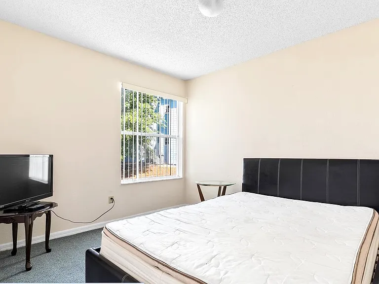 2741 N Poinciana Blvd #49 — Photo 9
