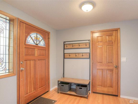 2nd image of 1818 Cameo Ct NW