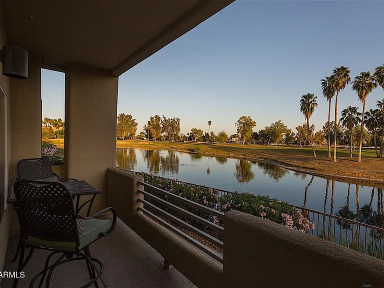 7401 W Arrowhead Clubhouse Dr #1086 — Photo 20