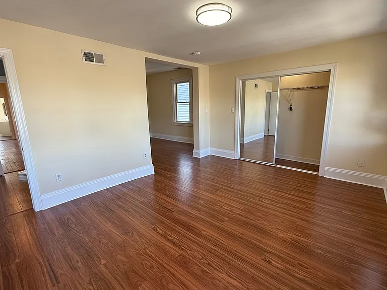 1729 Porter St — Photo 26