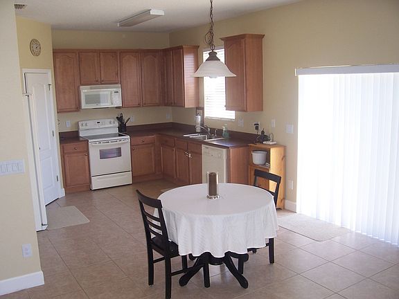 Eat In Kitchen