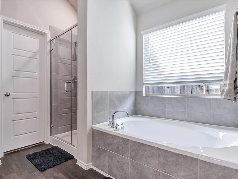 19242 Red Cascade Ct — Photo 16