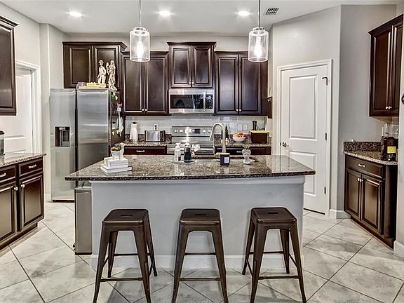 4th image of 11420 Freshwater Ridge Dr