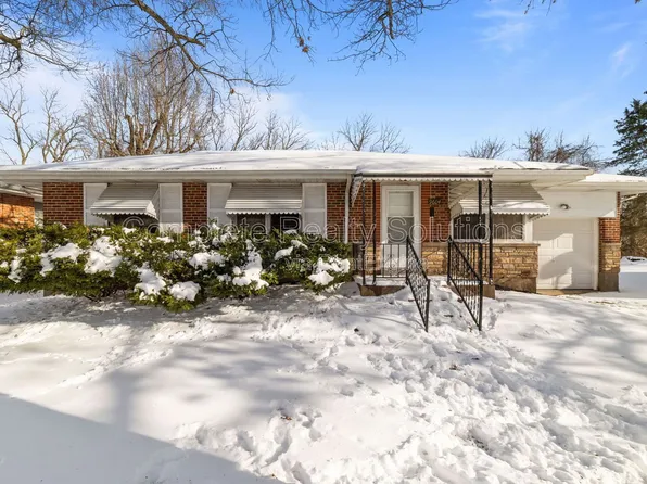 9604 Colony Dr, Saint Louis, MO 63137