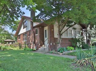 701 E McClure Ave, Peoria, IL