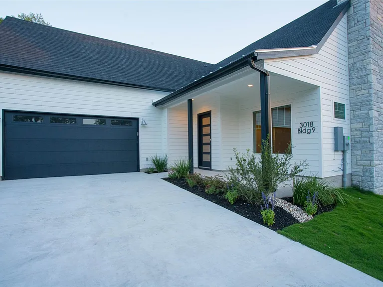 3018 Sunridge Dr #9 — Photo 3