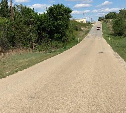 4th image of 402 County Road 1180