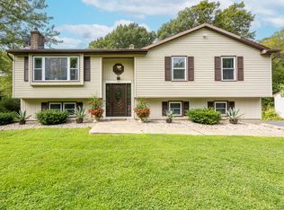 199 Aston Ln, Middletown, CT 06457