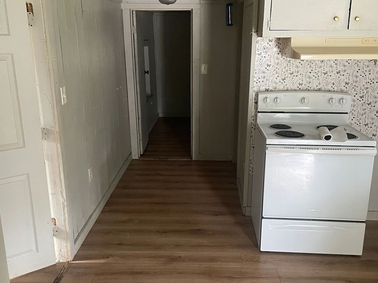 3 bed, 800 sqft, $925 — Photo 3