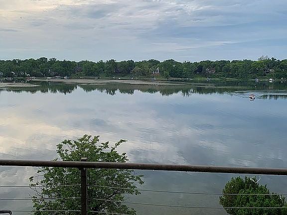 5th image of 6362 Lakeview Ct
