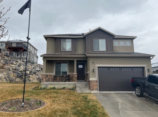 7073 N Hollow View Ct, Eagle Mountain, UT 84005