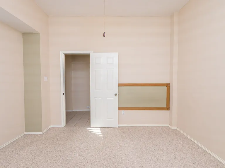 4184 Capstone Dr — Photo 21