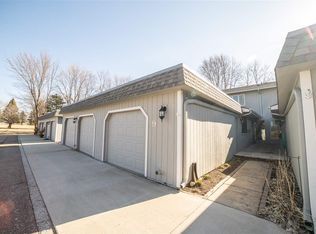 2300 Country Club Dr UNIT 9, Okoboji, IA 51355