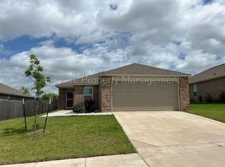 1357 Dustin Dr, Edmond, OK 73003