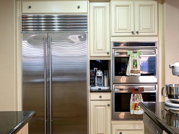 5th image of 73 Golden Aster Ct