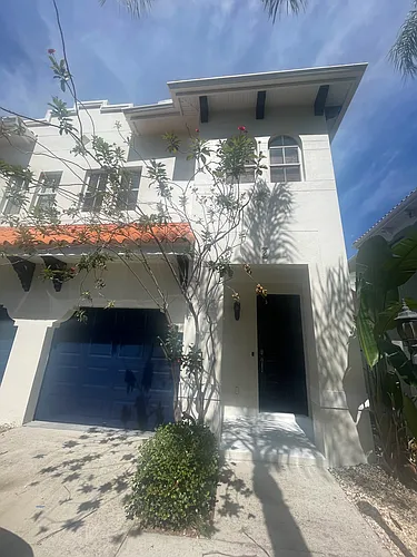 108 S Moody Ave #2 Photo 1
