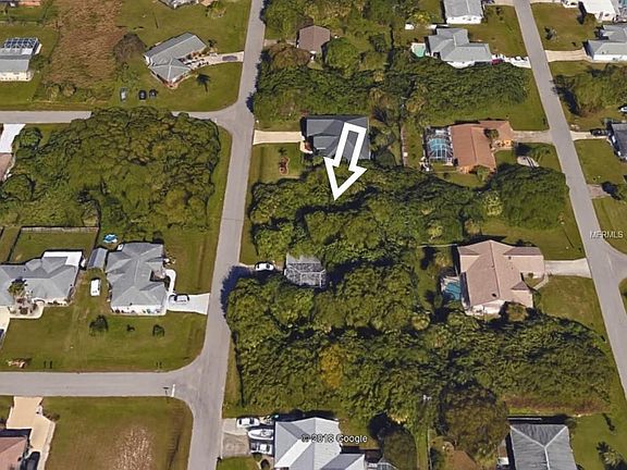 3rd image of 301 Skylark Ln