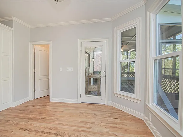 4012 Erin Dr — Photo 28