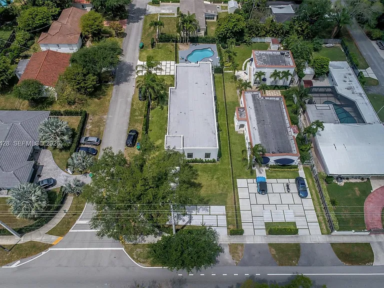 5116 SW 57th Ave #A — Photo 8