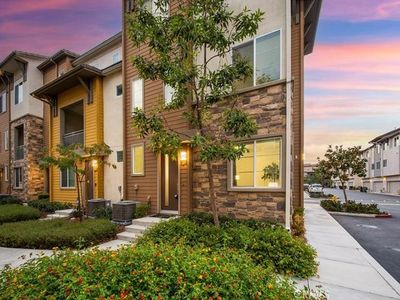 747 Savi Dr UNIT 104, Corona, CA, 92878